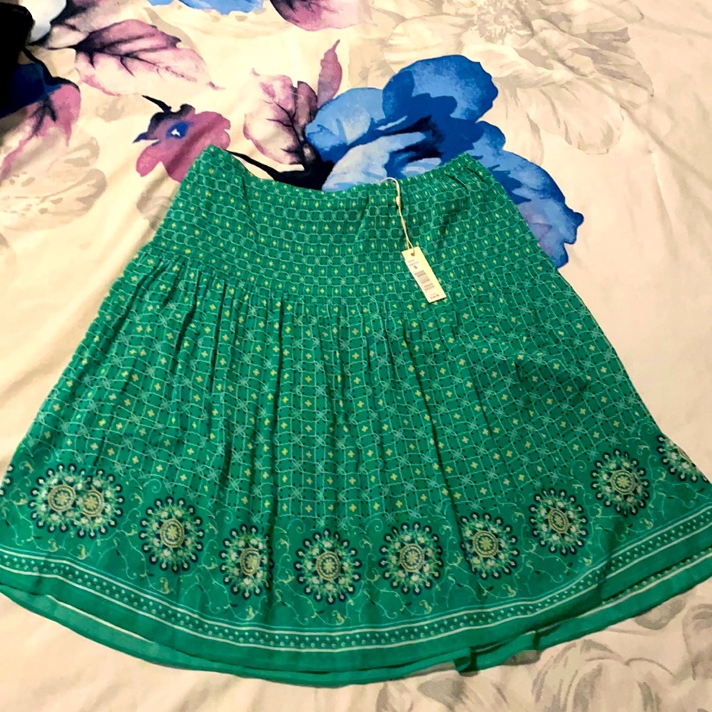 Max studio skirt